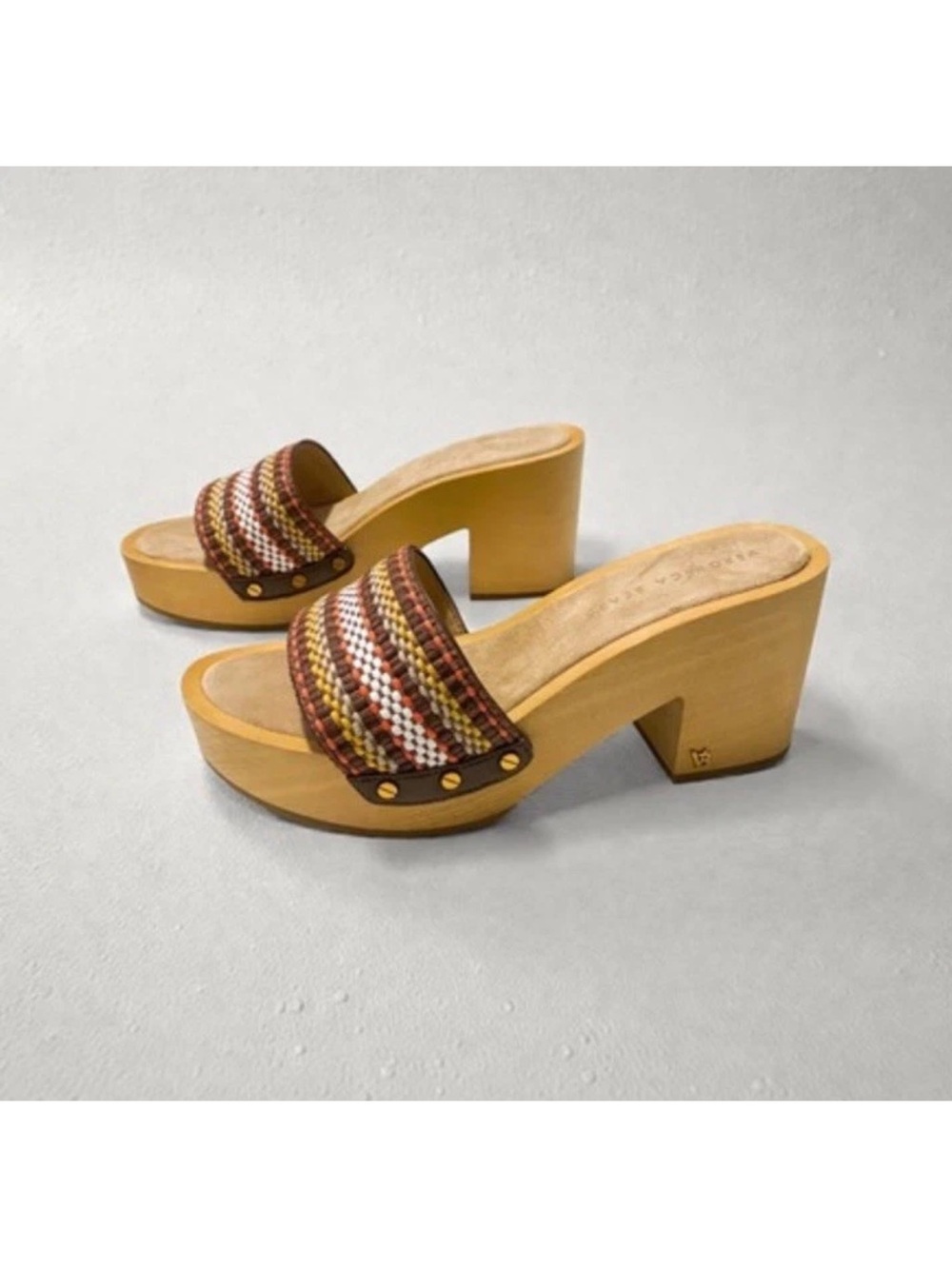 Veronica Beard Hannalee Woven Leather Platform Heels Clogs Mules Sandals Size 6